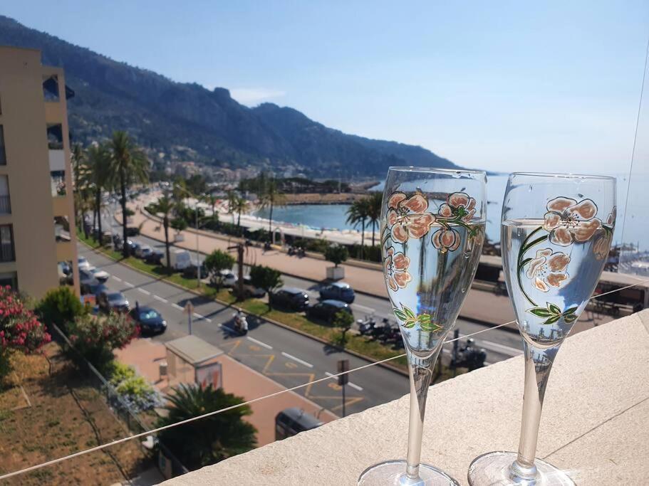 Le Garavan, Superbe Studio Vue Mer Et Vieux ม็องตง ภายนอก รูปภาพ